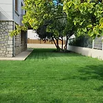 Un Ecrin Verdoyant Au Calme