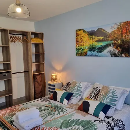 Apartmán Un Ecrin Verdoyant Au Calme Nîmes