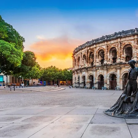 Apartmán Un Ecrin Verdoyant Au Calme Nîmes